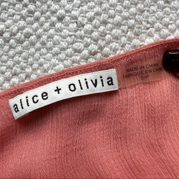 Alice + Olivia Massie Salmon Sleeveless Ruffled Top Women’s Small - Picture 8 of 11